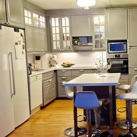 Uniq Homestay szállás *