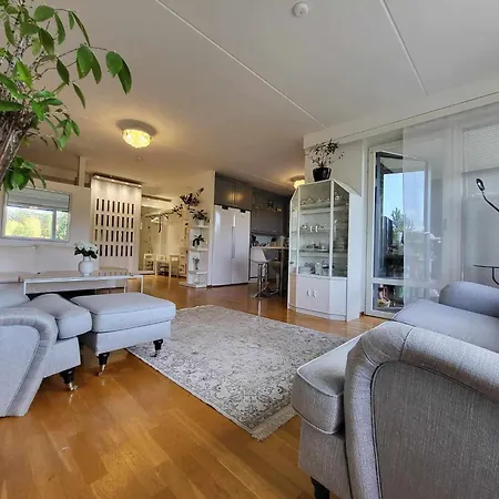 Uniq Homestay szállás